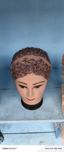 Bonnet en dentelle élégante