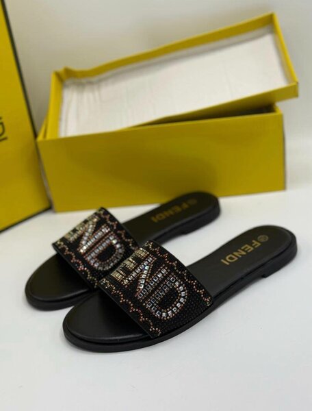 FENDI SLIPPERS
