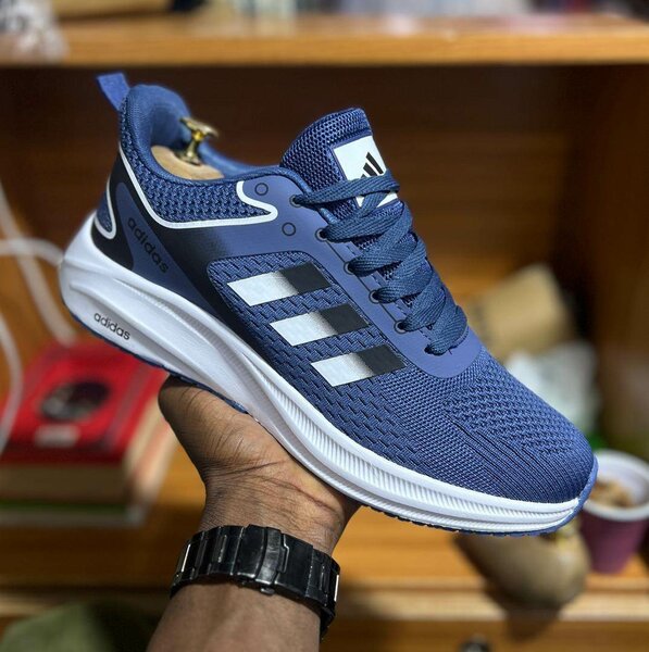 Baskets Adidas sports élégantes