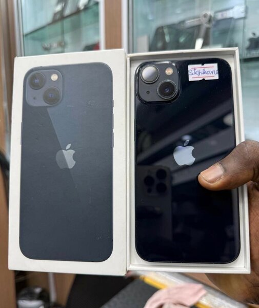 iPhone 13 État Neuf