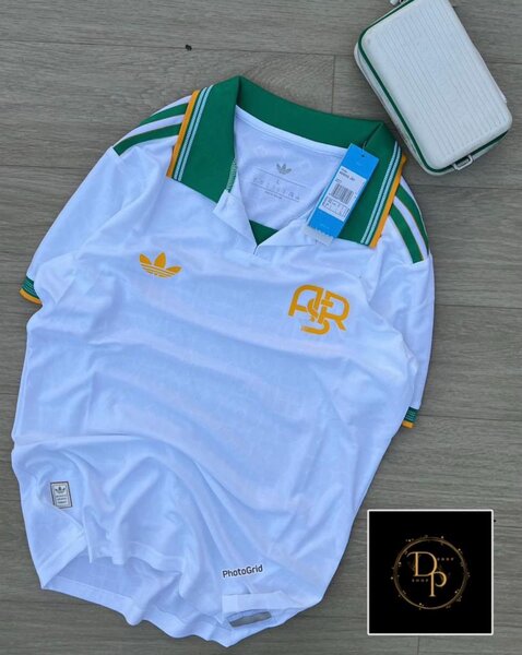 Maillot de Foot Adidas Vintage
