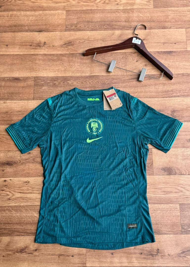 Maillots de football équipe nationale