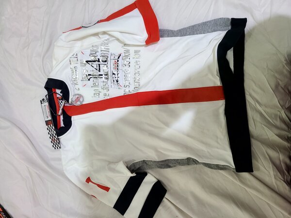 Lovely multi color t-shirt