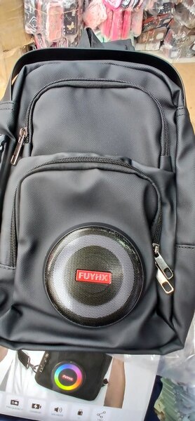 Sac à dos avec haut-parleur LED