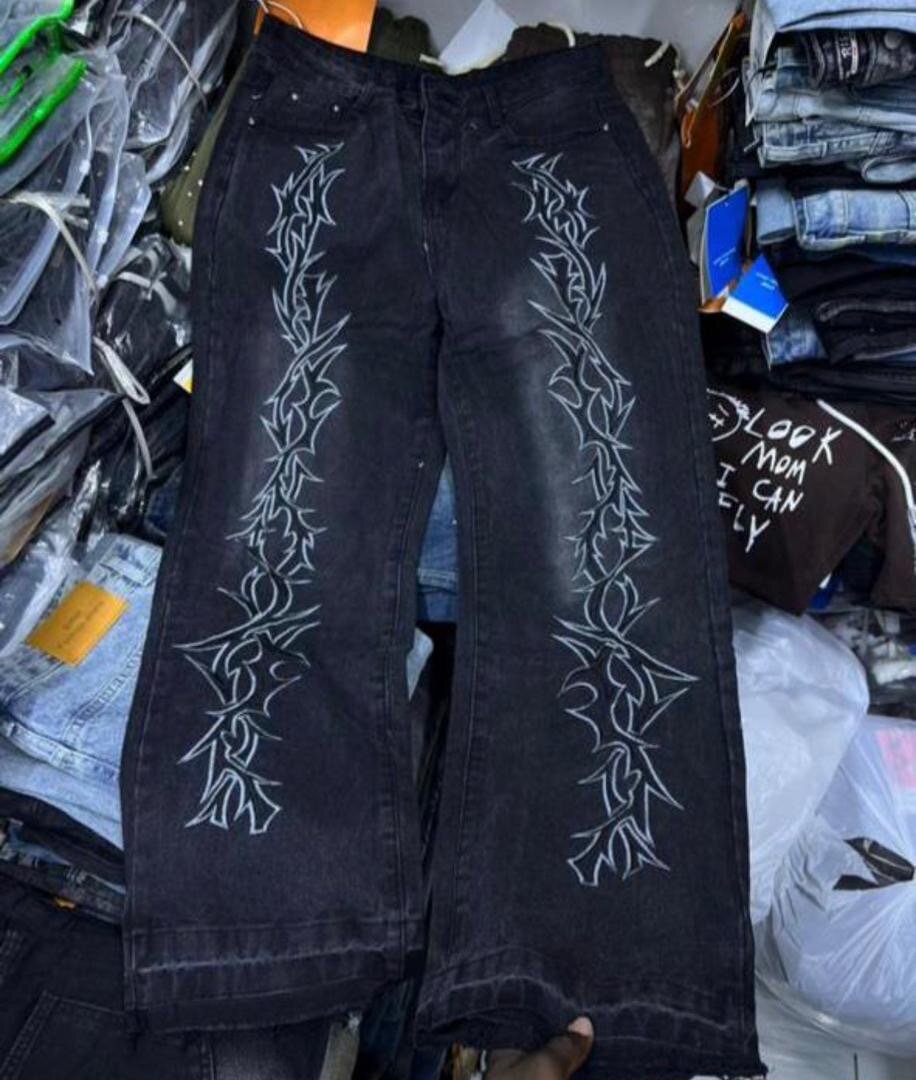 Jeans tendance avec motifs