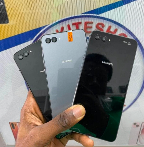 Huawei Nova 2s 256giga_8giga Ram