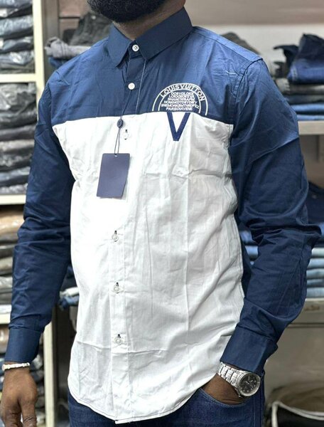 Chemise élégante à rayures