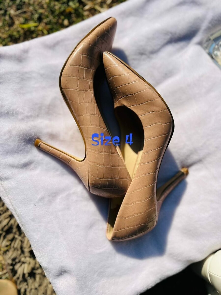 Women's shoes