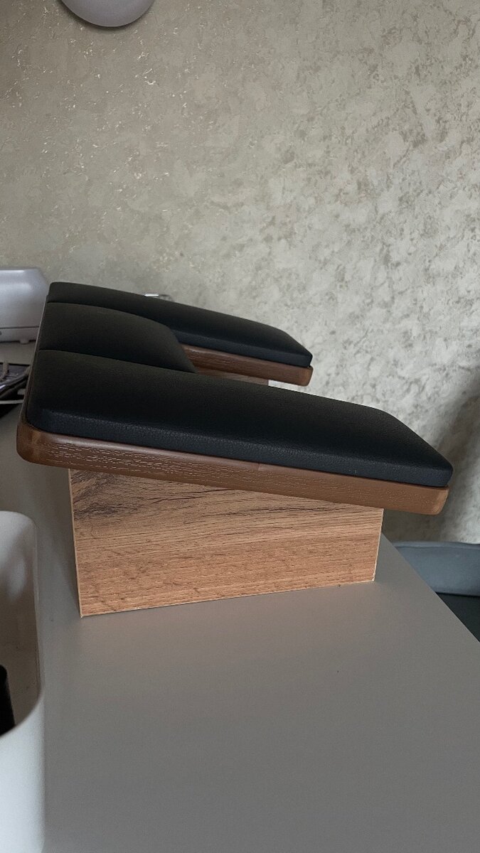 Подставка для маникюра