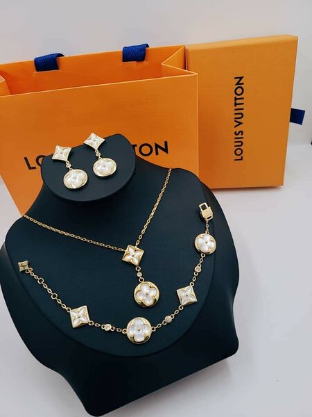 Set de bijoux élégants