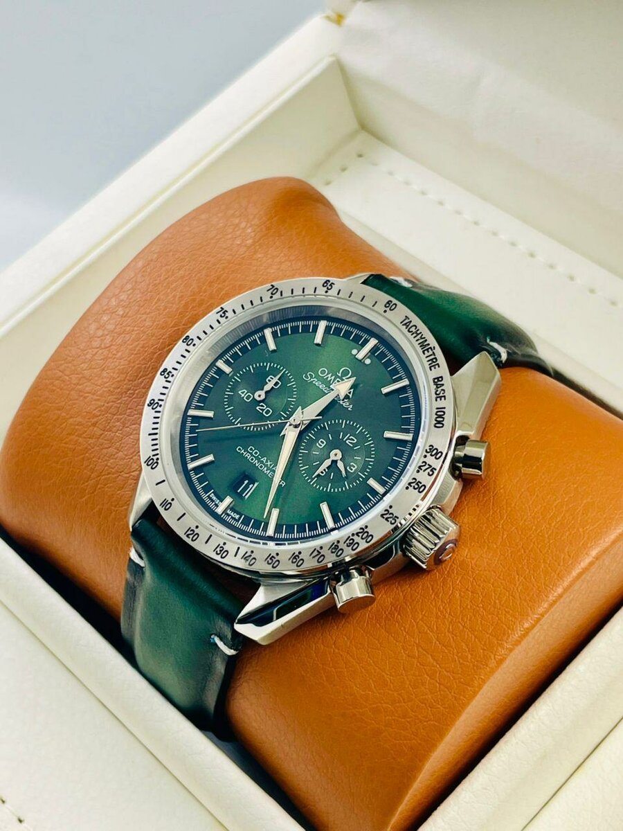 Montre Chronographe Homme Élégant