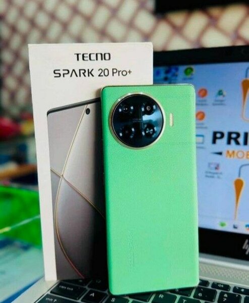 Tecno Spark 20 Pro+ Smartphone Vert