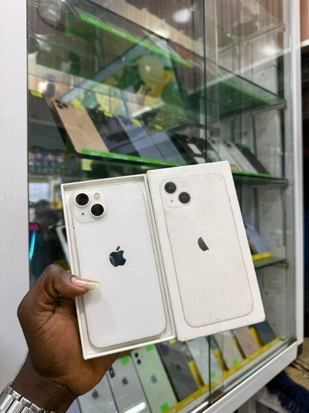 iPhone 13 128 giga propre batt