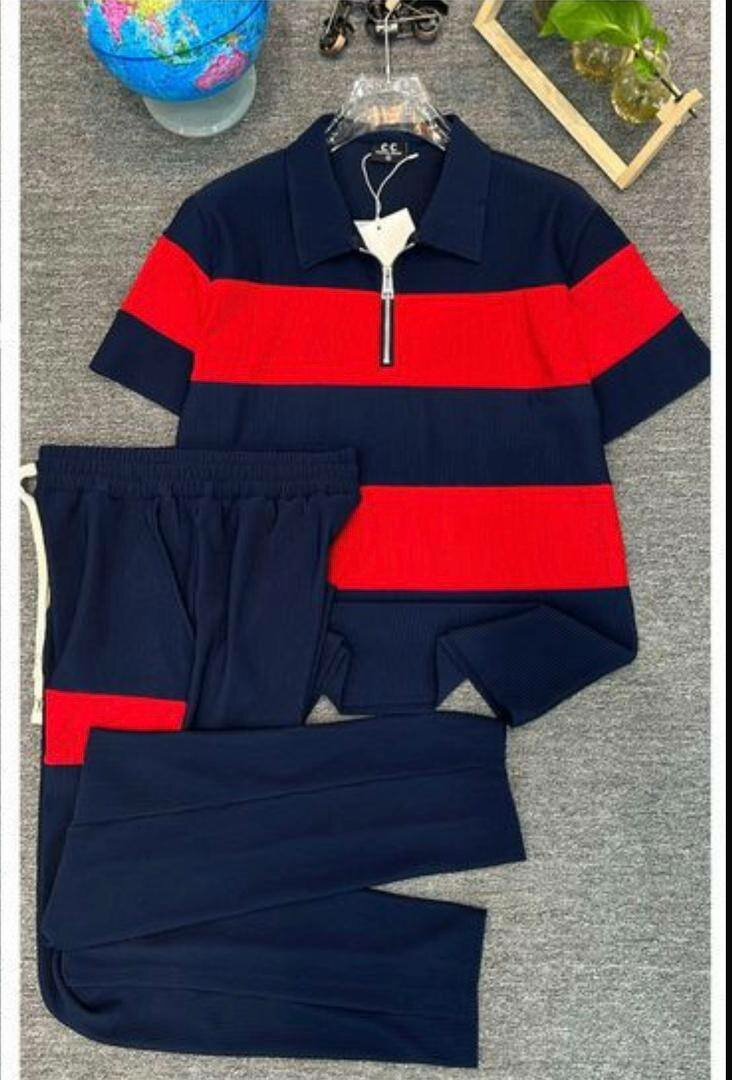 Ensemble sport rayé élégant