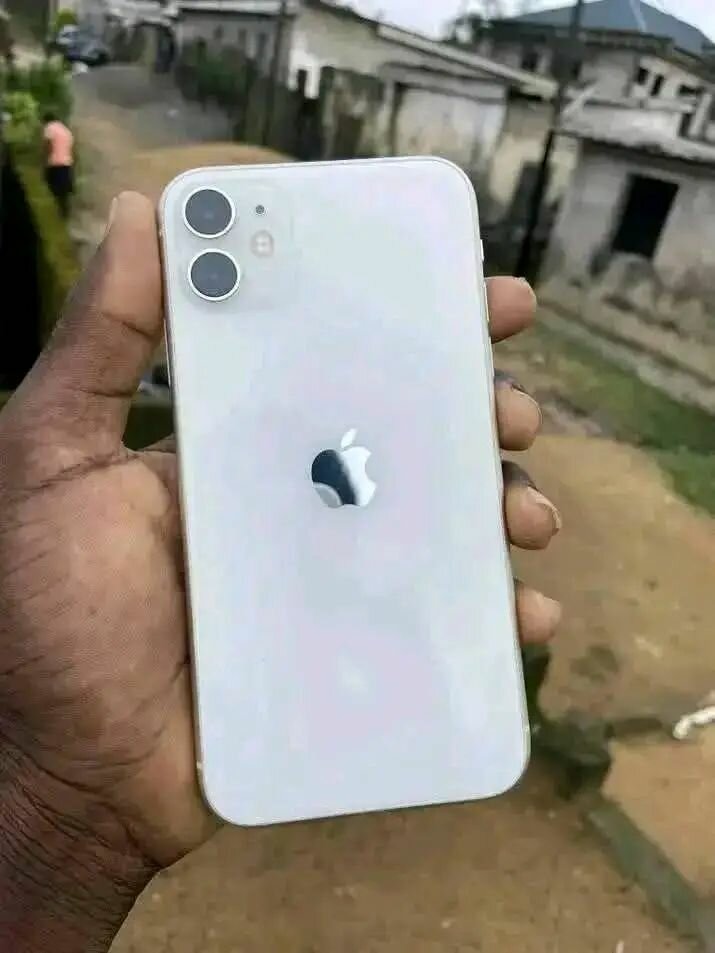 iPhone 11 Blanc 64Go