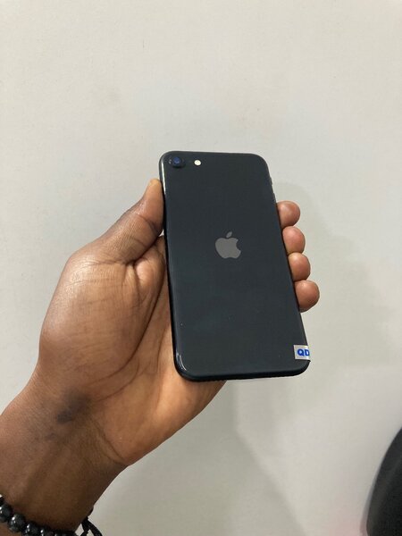 iPhone SE 64GB 2nd Generation