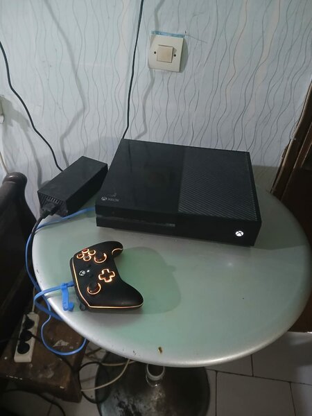 Console Xbox One avec Manette