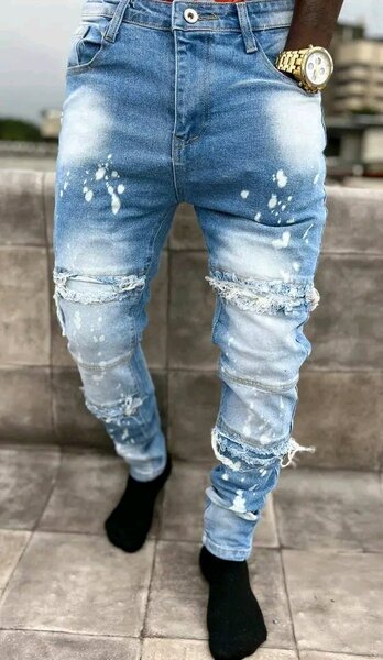 Jeans déchirés homme bleu clair