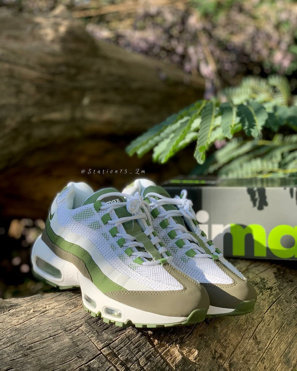 Airmax 95s Oil Green