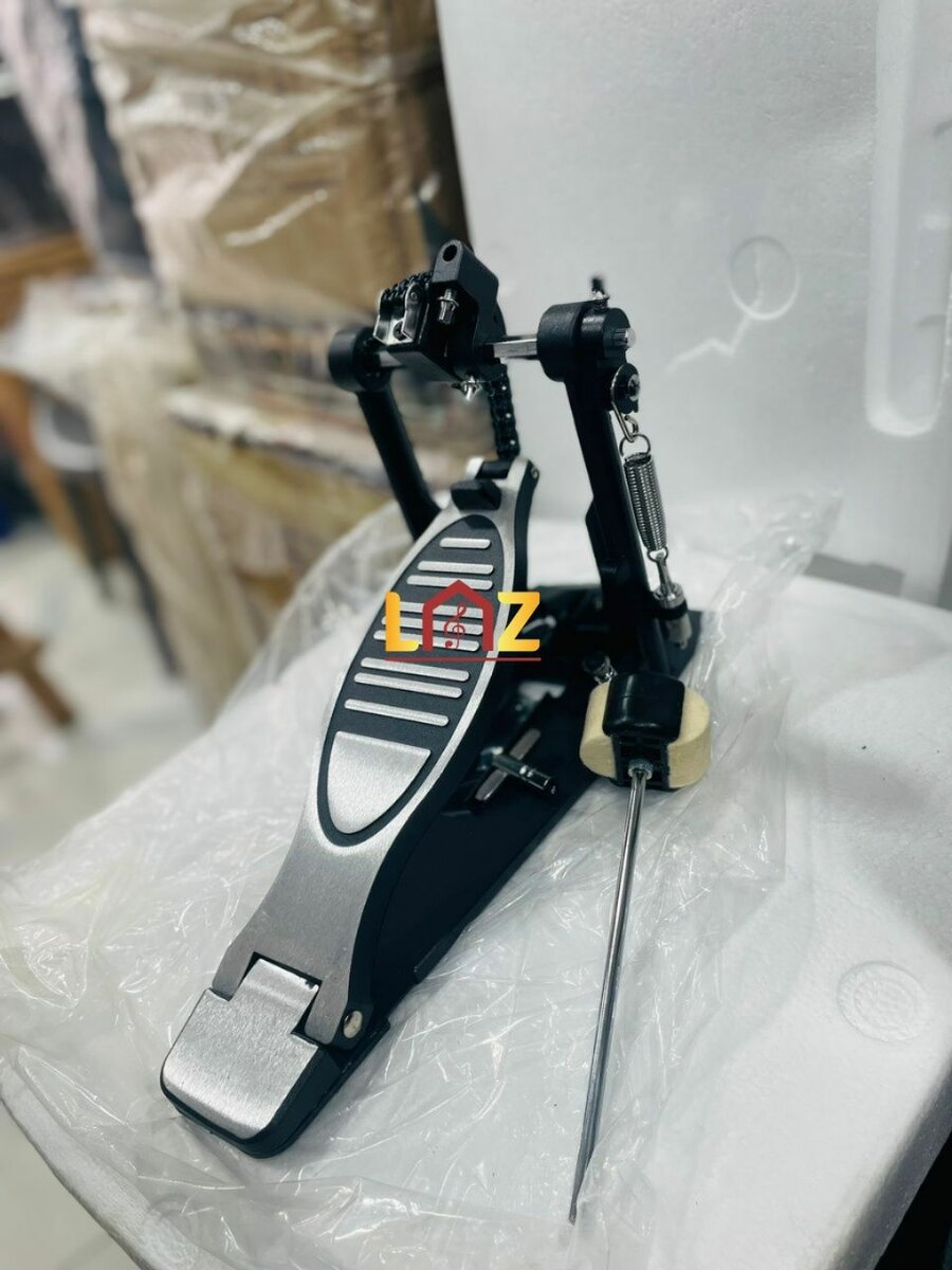 PÉDALE DE GROSSE CAISSE