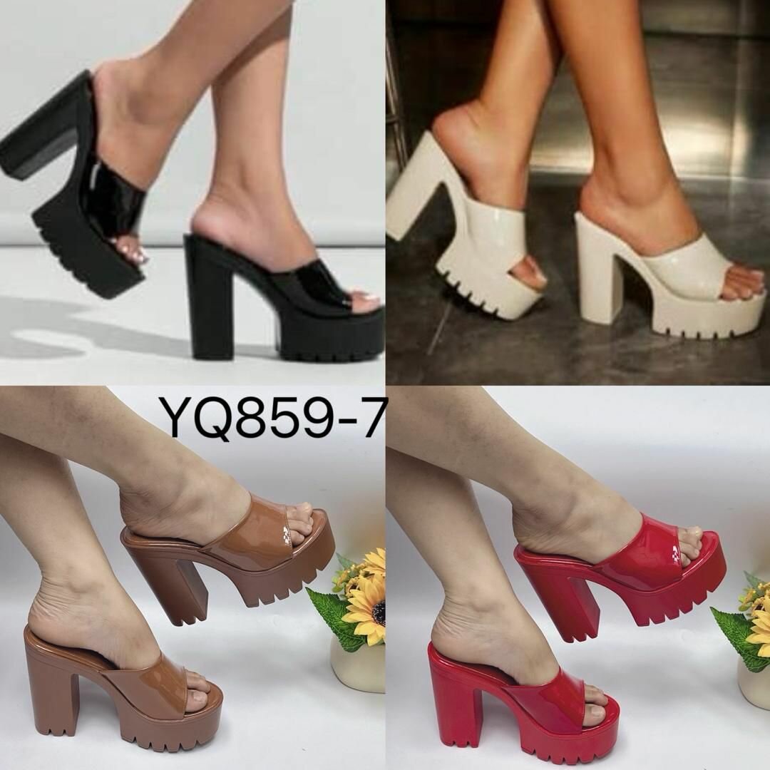 Sandales à talons hauts élégantes