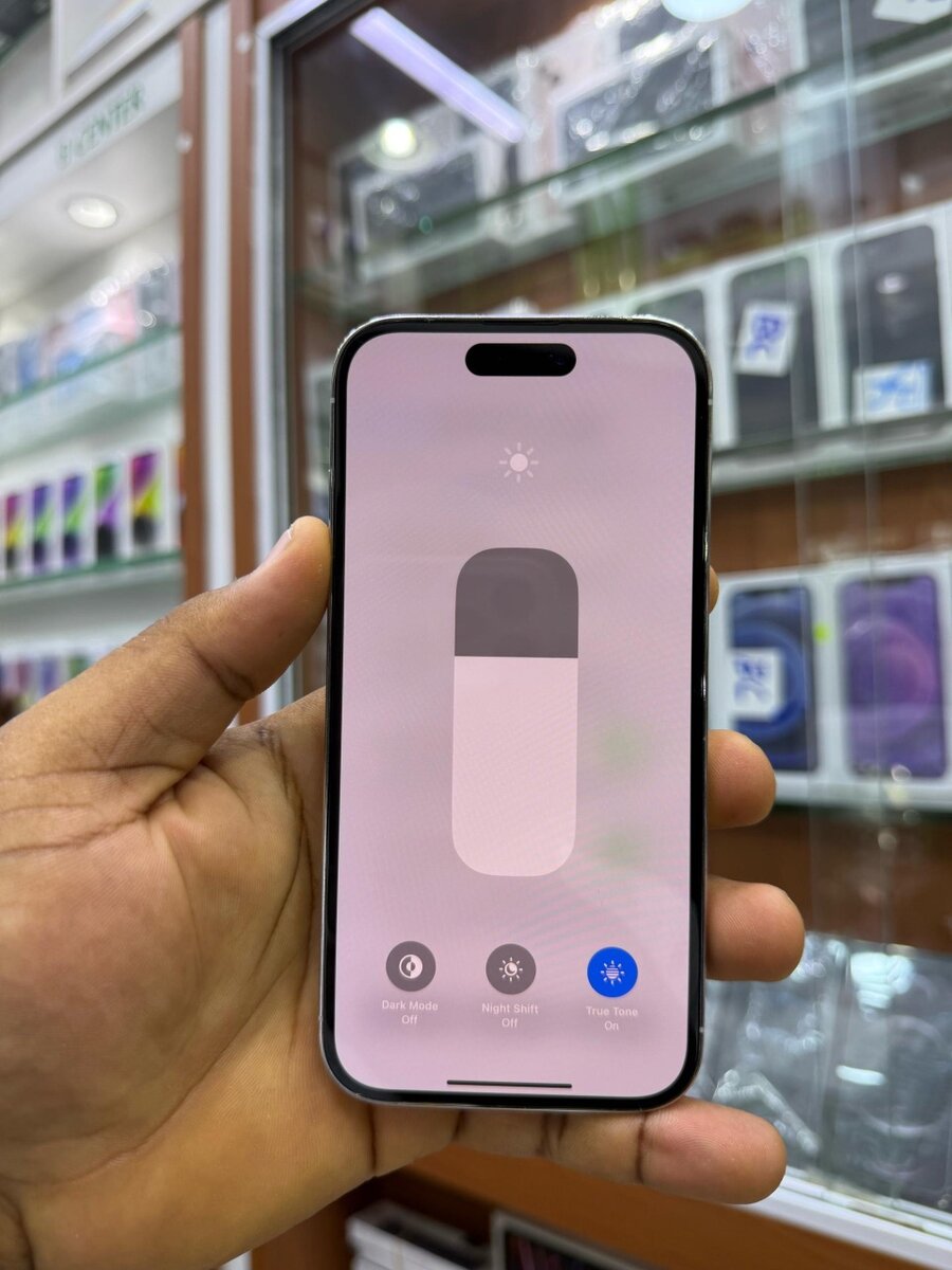 iPhone 14pro 128giga casineuf très propre deux puces