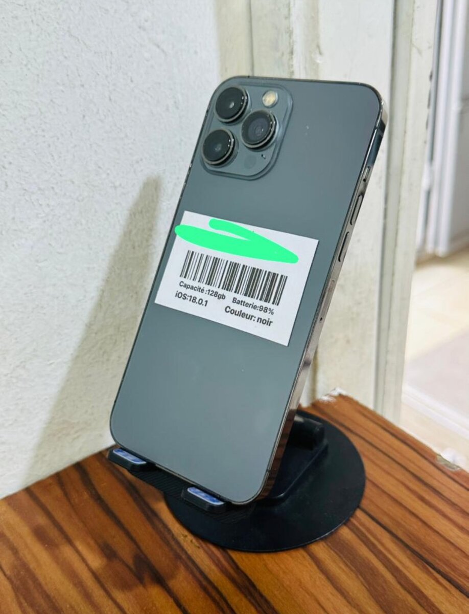 iPhone 13 Pro Max 128gb ( vendu avec reçu )