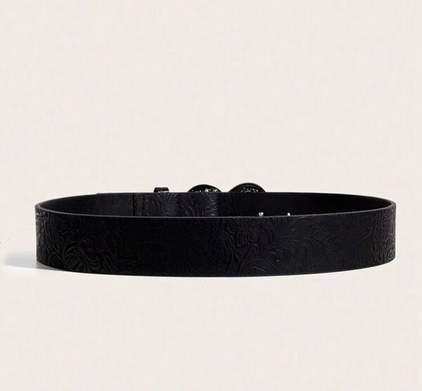 Ceinture noire avec boucle cœur