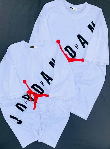 Tee-shirts