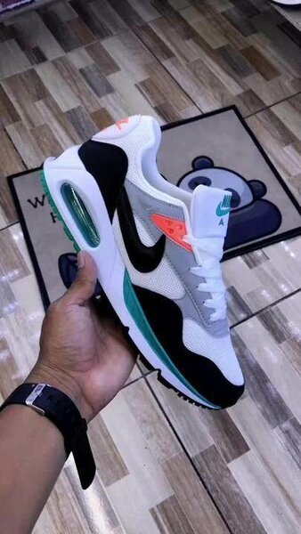 Baskets Air Technologie Nike