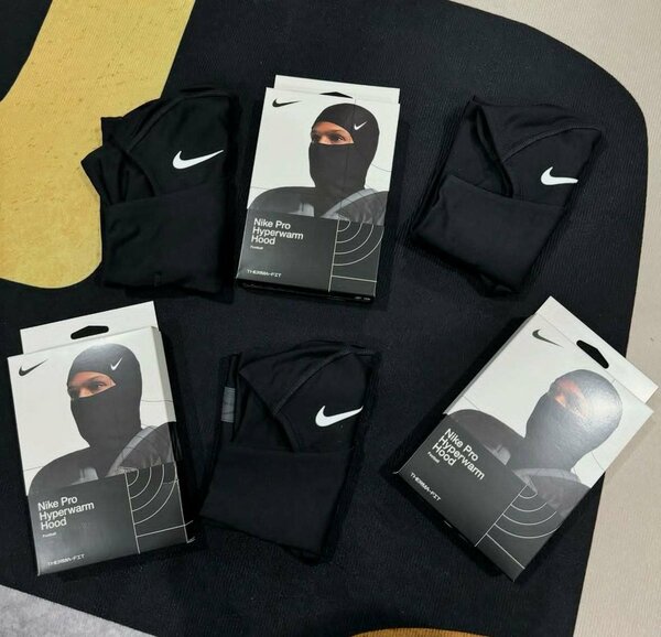 Nike Pro Hyperwarm Cagoule