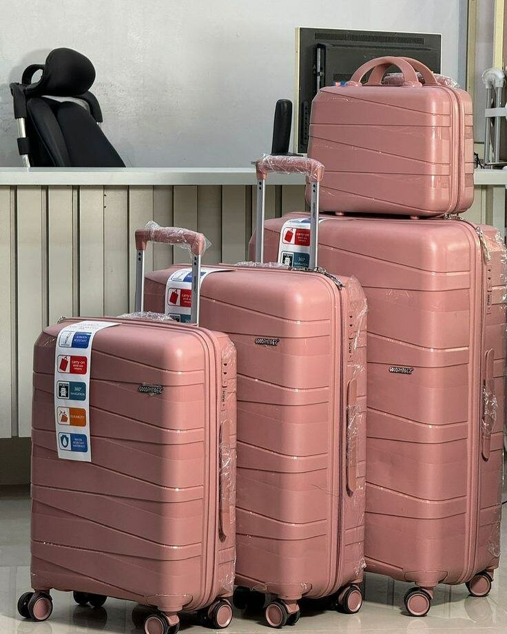 Set de valises rose élégant