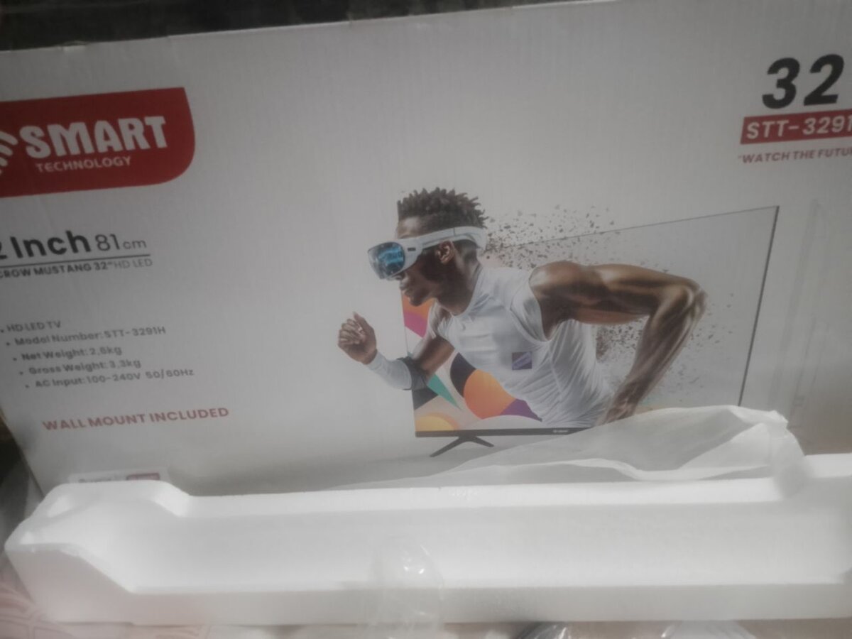 Téléviseur LED 32" HD Smart