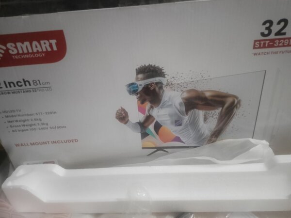 Téléviseur LED 32" HD Smart