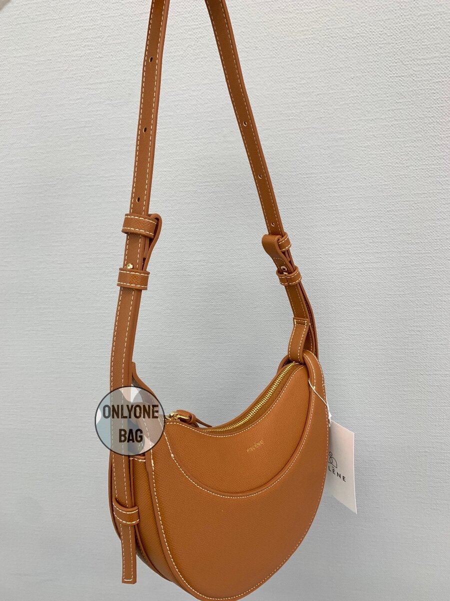 Сумка от Polene dix