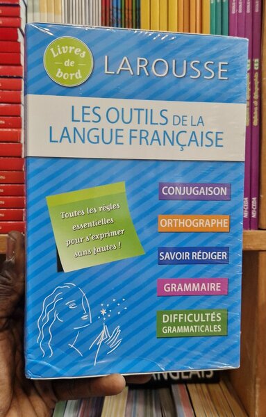 Les Outils de la Langue Française Larousse