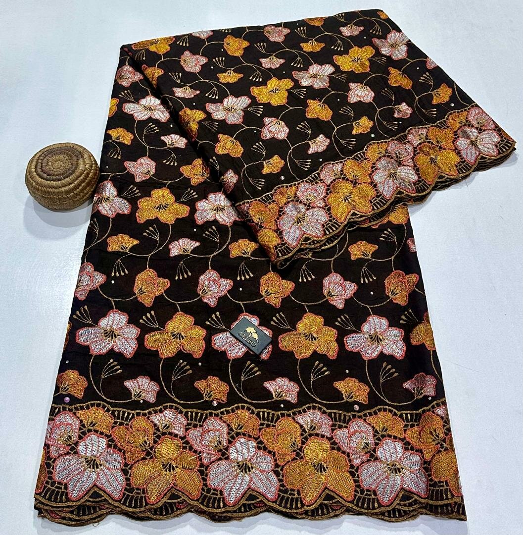 Tissu Africain Floral Élégant