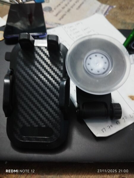 Support Téléphone Auto Pivotant