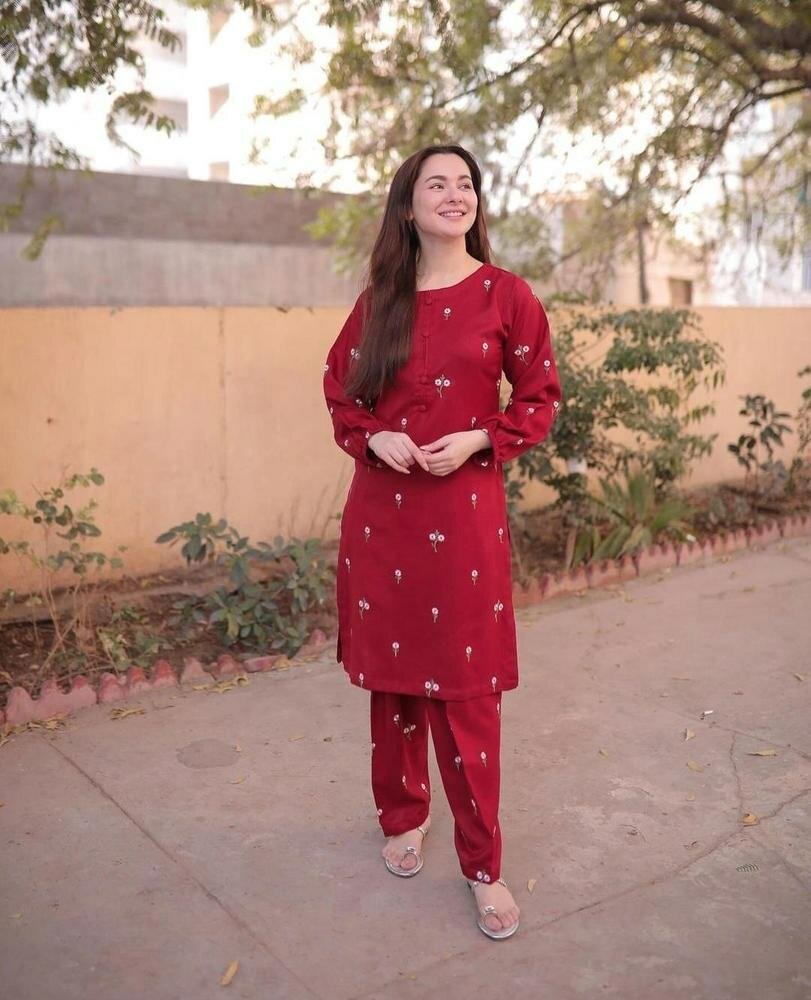 2 Pcs woman's stitched Linen Embroidered suit