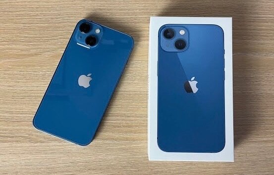 iPhone 13 simple