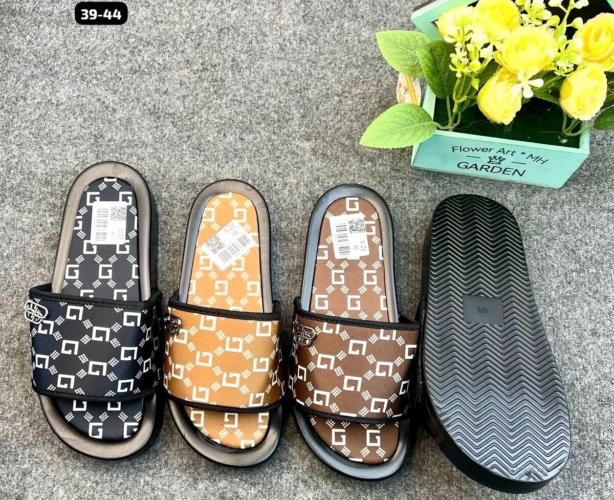 Gucci, D&G Design Slides