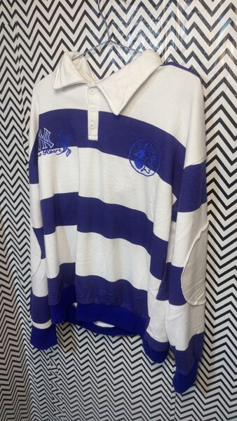 Pull-over à rayures tendance