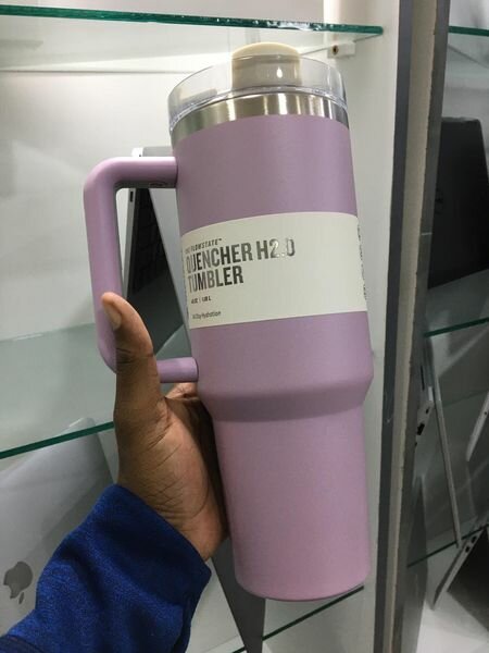 1.2L STANLEY CUP (BRAND NEW)