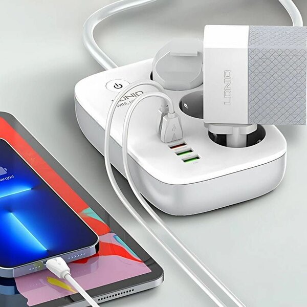 Multiprise Connectée Wifi