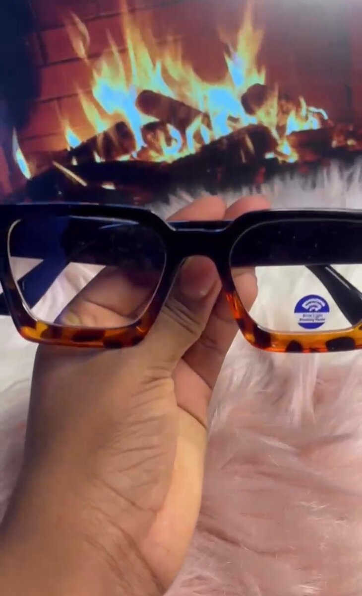 Lunettes de soleil carrées tendance