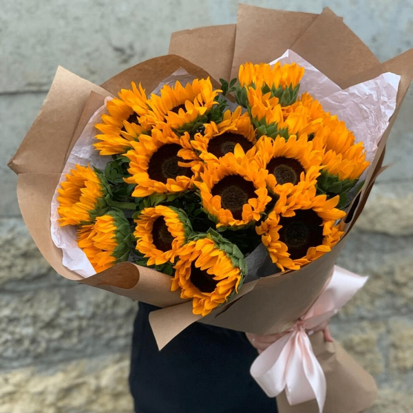 Букет из подсолнухов