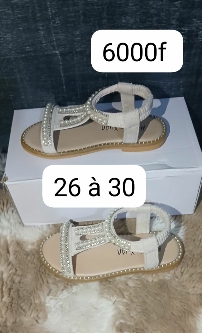 Sandales élégantes pour filles