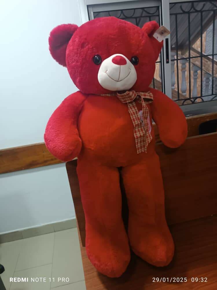 Peluche doudou rouge