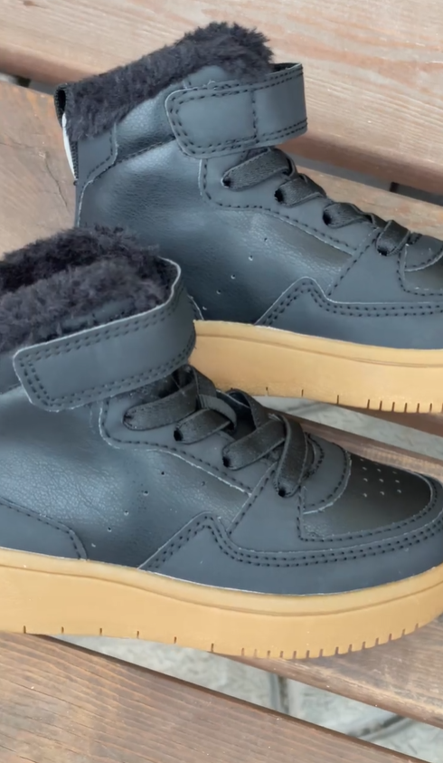 ботинки черные  от H&M 