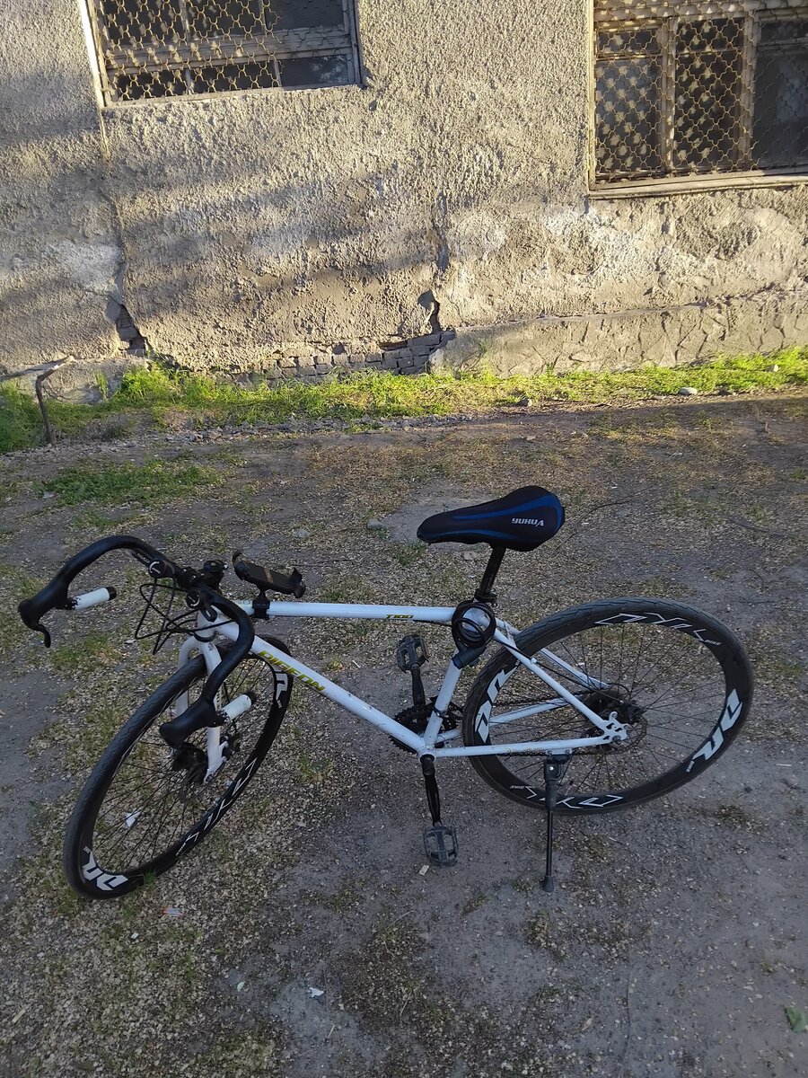 Шоссейный велосипед